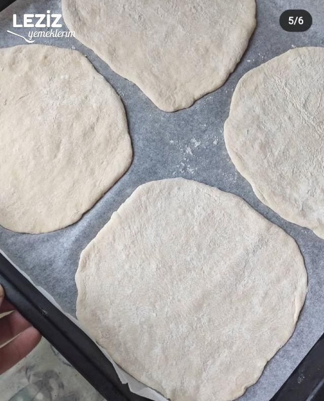 Balon Ekmek (Pita Ekmeği) Tarifi