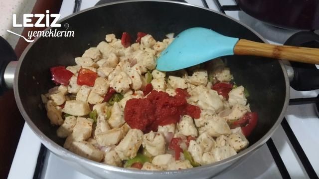 Nefis Patates Püreli Tavuk Sote