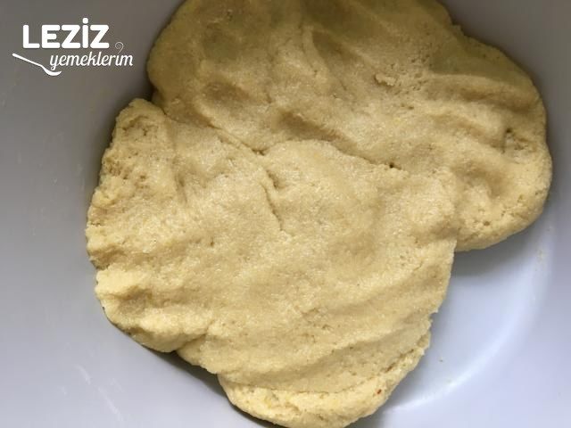 Şahane Lokmalık İrmik Tatlısı