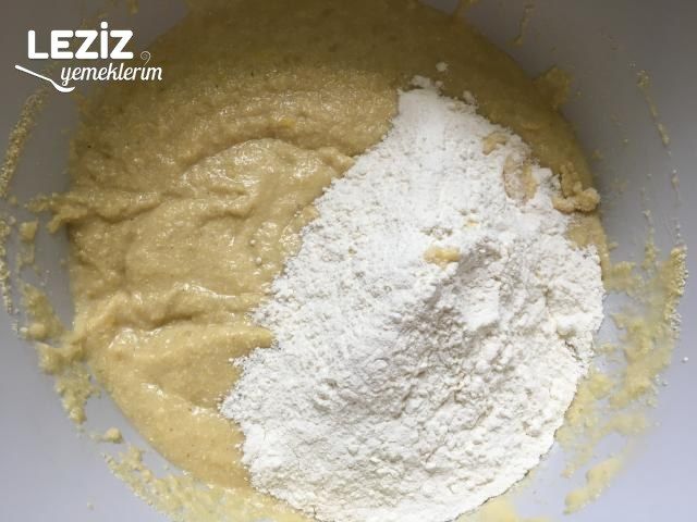 Şahane Lokmalık İrmik Tatlısı