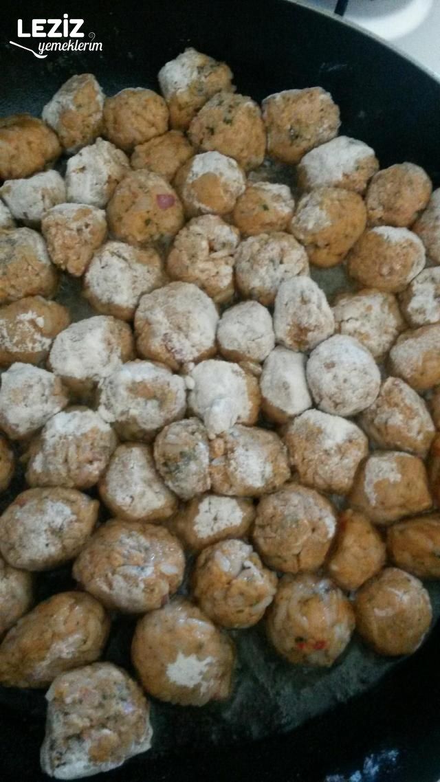 Pirinç Köftesi Yapılışı