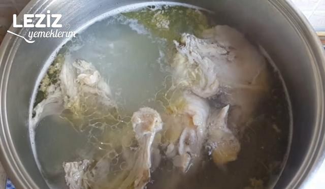 Tavuk Suyuna Tel Şehriye Çorbası Leziz Yemeklerim