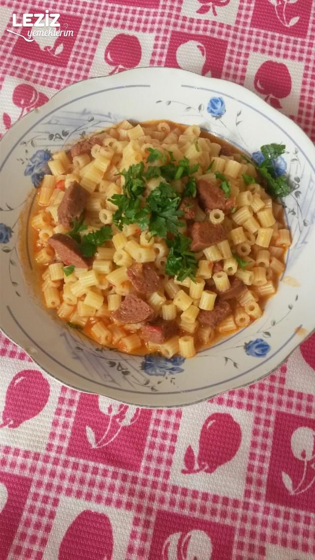Sucuklu Demleme Makarna