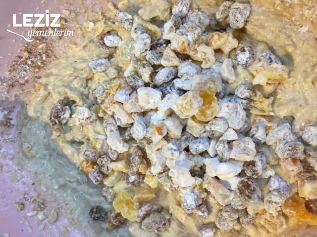 Kuruyemişli Muzlu Kek Tarifi