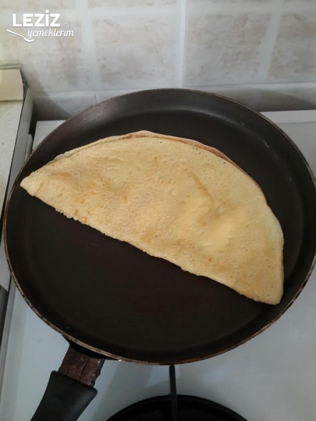 Gözleme Tadında Kaşarlı Krep