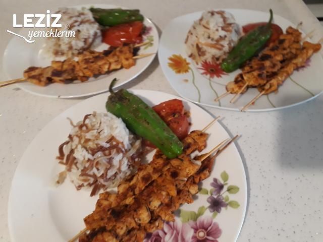 Soslu Tavuk Çöp Şiş