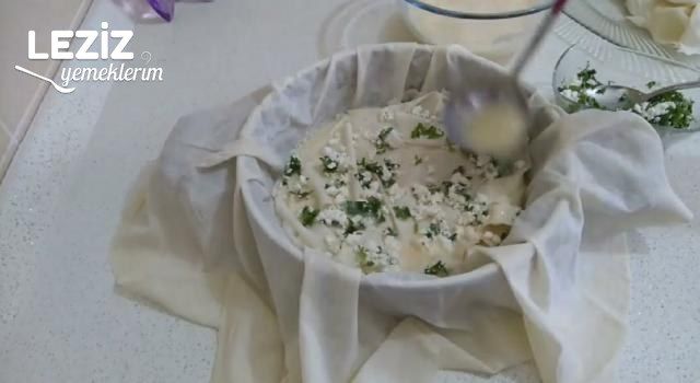 En Gerçekçi Yalancı Su Böreği