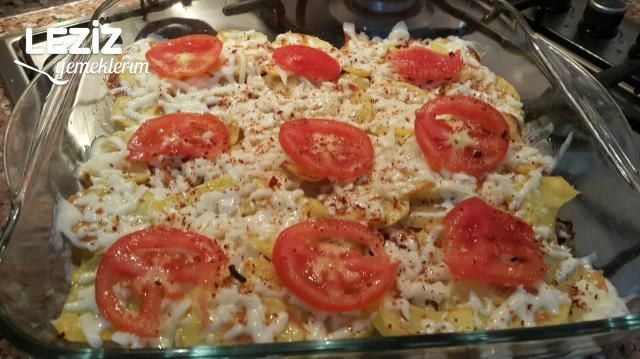 Fırında Kaşarlı Patates Oturtma