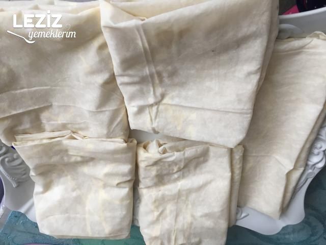 Hem Buzluğa Hem De Hemen Yemeye Gözleme