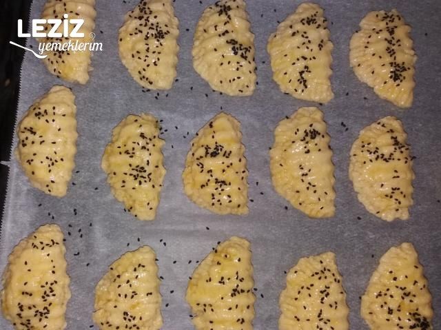 Mayasız Peynirli Poğaça