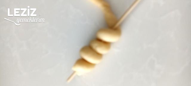 Bayatlamayan Sirkeli Pastane Tuzlusu Nasıl Yapılır