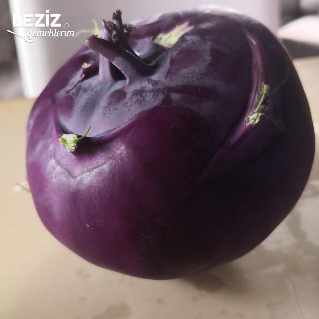 Yoğurtlu Alabaş Salatası