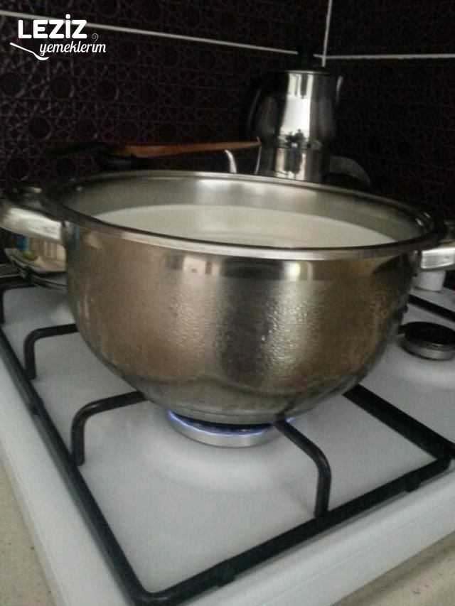 Ev Yoğurdu Tarifi Leziz Yemeklerim