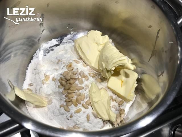 Sade Un Helvası Tarifi