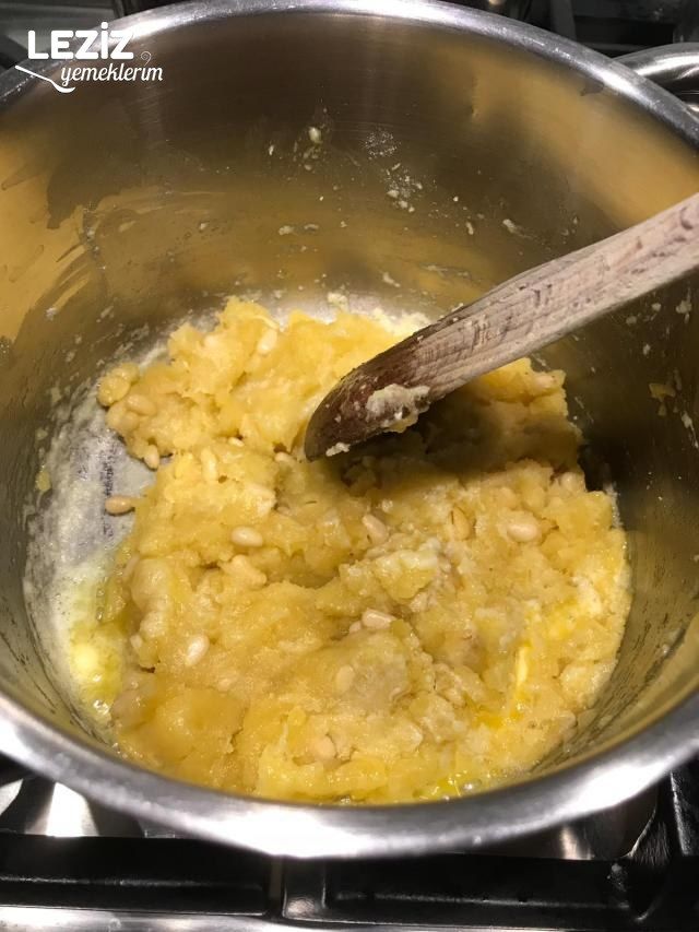 Sade Un Helvası Tarifi