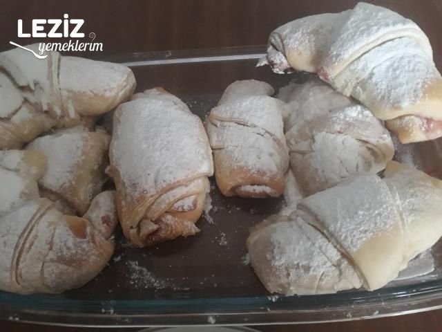 Ahududu Ve Çikolatalı Kruvasan