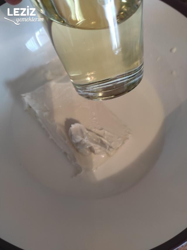 Patates Püreli Sütlü Poğaça Nasıl Yapılır