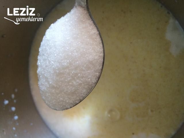 Çikolatalı Hindistan Cevizli İrmikli Tatlı