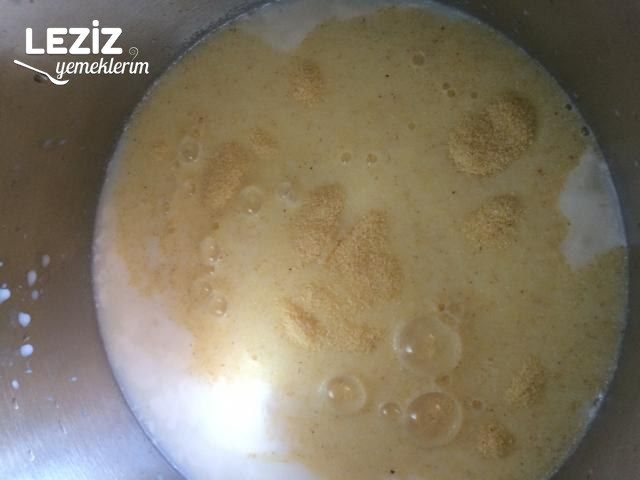 Çikolatalı Hindistan Cevizli İrmikli Tatlı