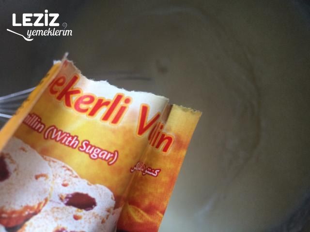 Çikolatalı Hindistan Cevizli İrmikli Tatlı