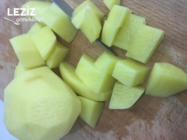 Karışık Sebzeli Kıymalı Karnabahar Yemeği