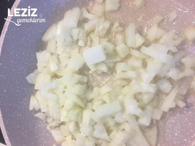 Karışık Sebzeli Kıymalı Karnabahar Yemeği