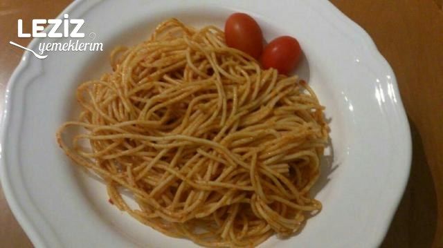 Salçalı Makarna Tarifi