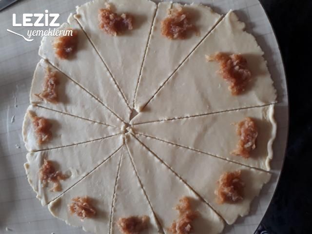 Harika Elmalı Pasta