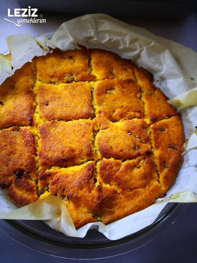 Cevizli Mısır Ekmeği