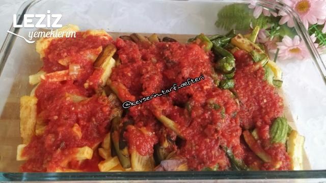 Domates Soslu Karışık Kızartma Tarifi