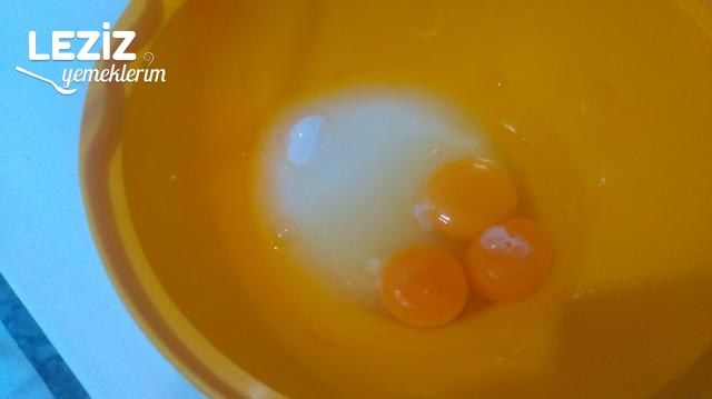 Islak Kek (Püf Noktası İle)