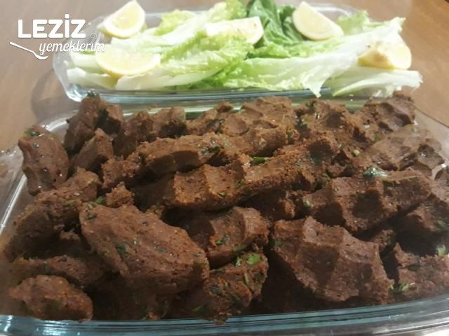 Nefis Etli Çiğ Köfte