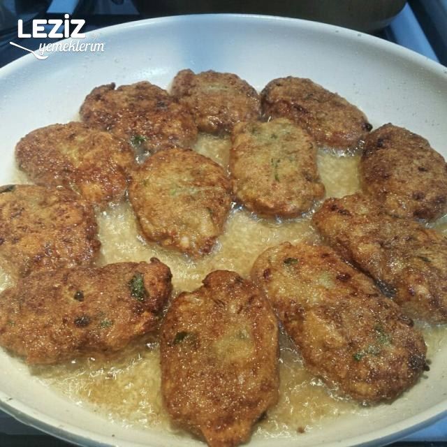 Közlenmiş Patlıcan Köftesi