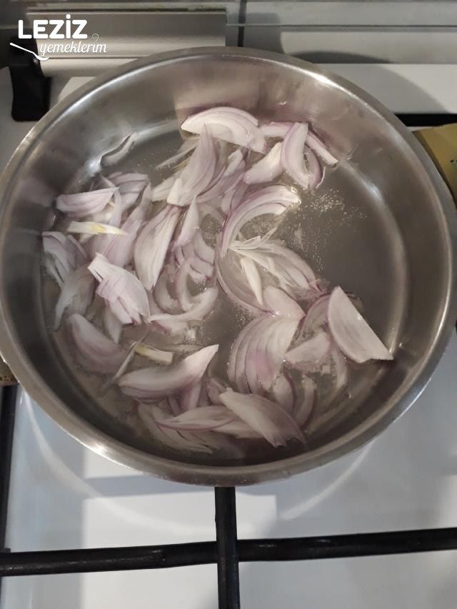 Soğanlı Kavurmalı Yumurta