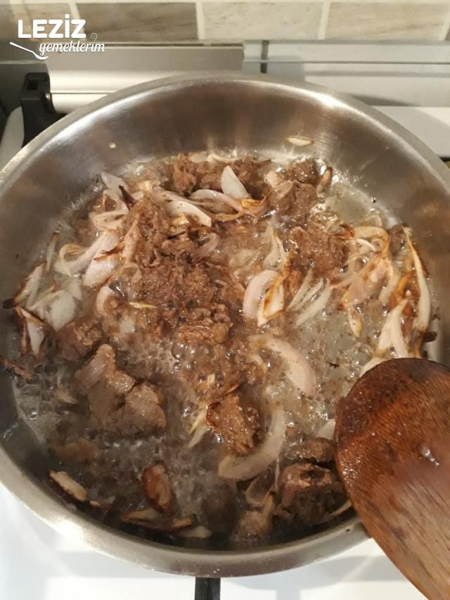 Soğanlı Kavurmalı Yumurta