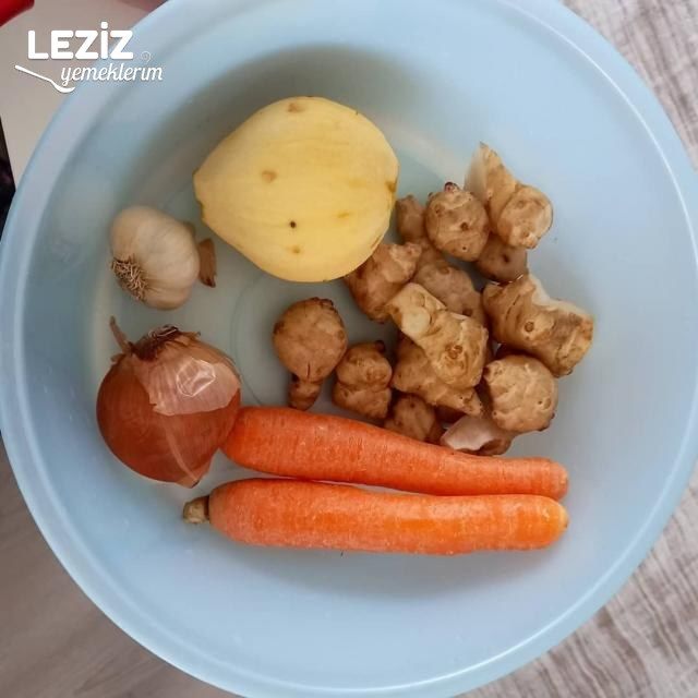 Portakallı Mandalinalı Yer Elması Yemeği