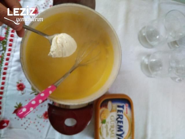 Limonlu Muhallebi (Kıvamı Muhteşem)