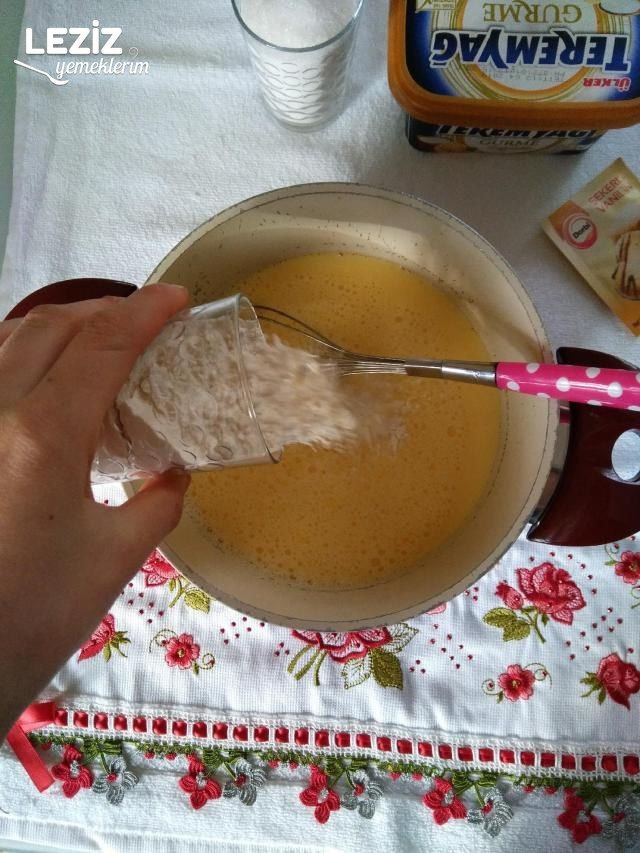 Limonlu Muhallebi (Kıvamı Muhteşem)