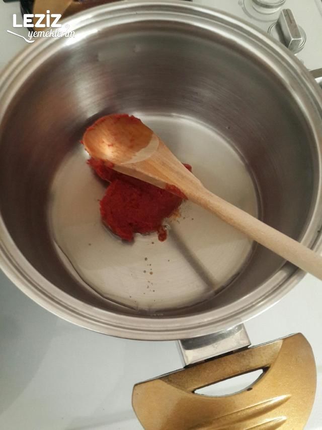 Tel Şehriye Çorbası