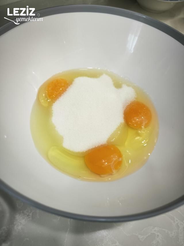 Çikolata Mantolu Kek Tarifi