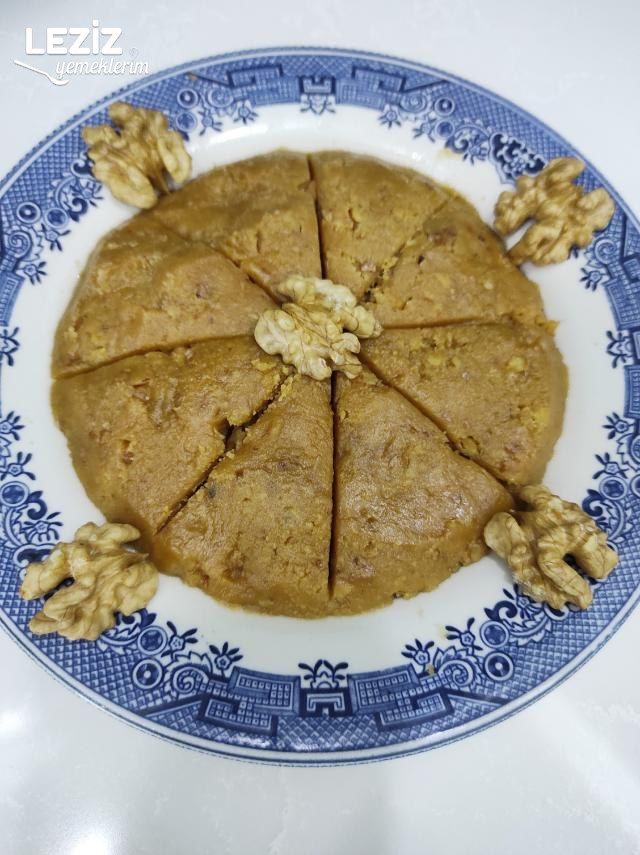 Kurabiye Kıvamında Un Helvası