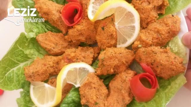 Beş Dakikada Çiğ Köfte Yapımı