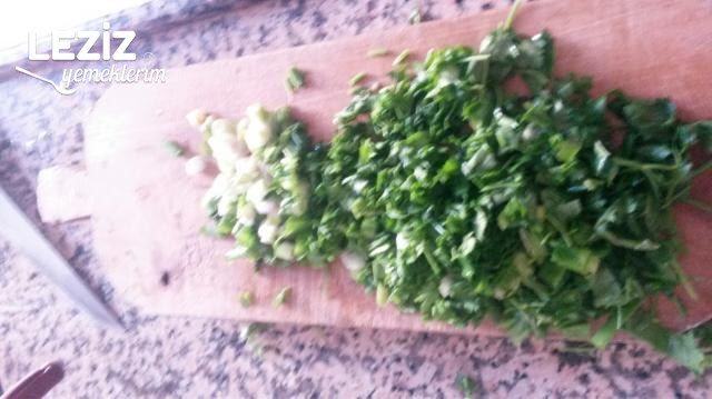 Beş Dakikada Çiğ Köfte Yapımı