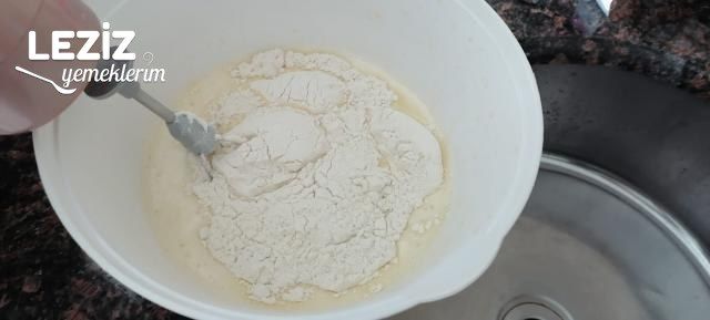 Damla Çikolatali Kek Tarifi