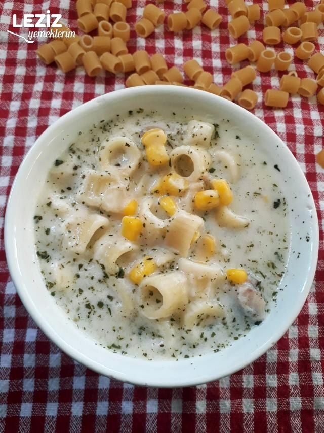 Ekşi Soslu Mısırlı Makarna Çorbası