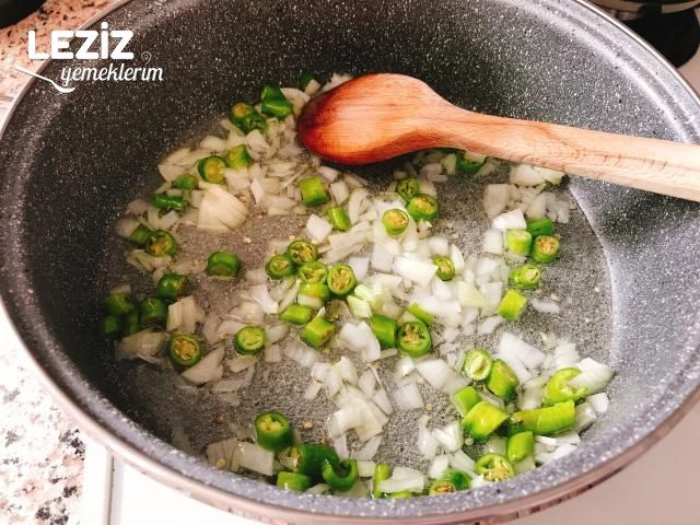 Leziz Domatesli Bulgur Pilavı