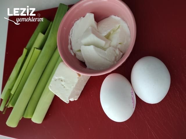 Sağlıklı, Lezzetli Pırasalı Poğaça