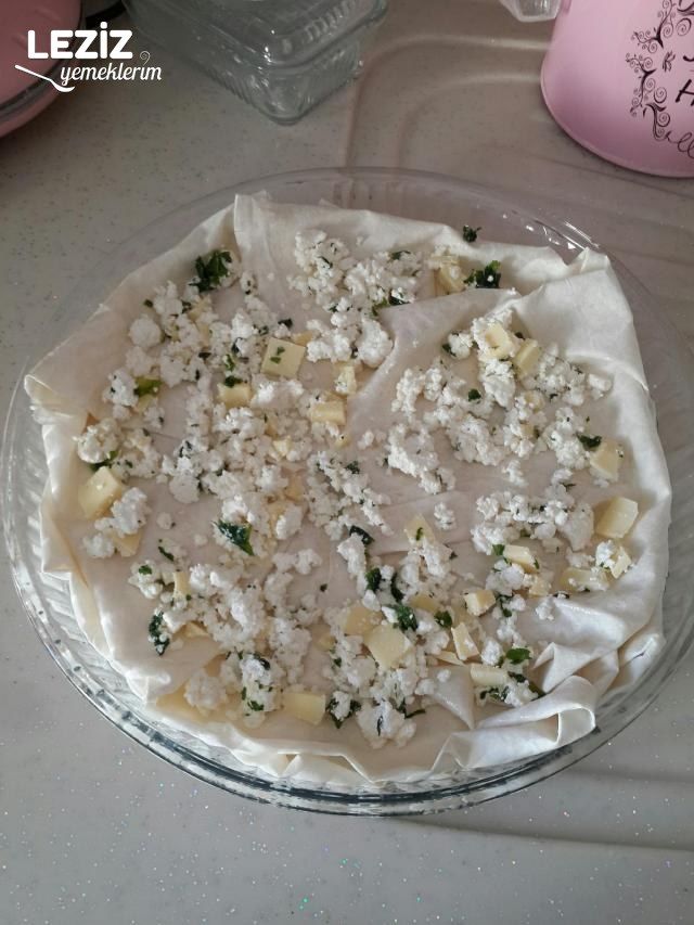 Yalancı Su Böreği (Aşama Aşama Anlatım)