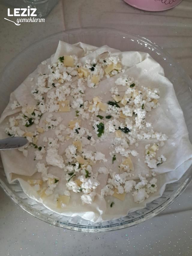 Yalancı Su Böreği (Aşama Aşama Anlatım)