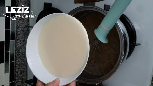 Et Suyunu Terbiyeli Arpa Şehriye Çorbası